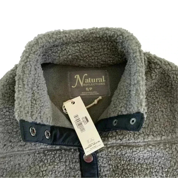 Natural Reflections Sherpa Vest NWT Size S - Picture 3 of 4